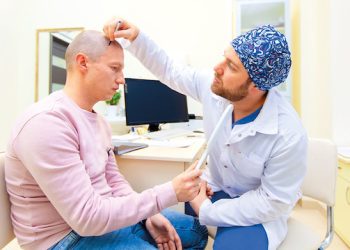 Türkiye, geçen yıl 2,3 milyar dolarlık sağlık turizmi geliri elde etti