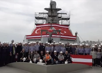 İlk “milli deniz topu” denize indi