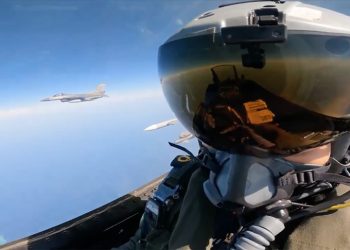 Türk Hava Kuvvetleri’nden Kıbrıs’a eğitim uçuşu