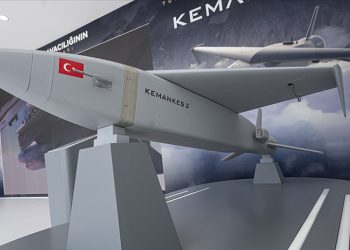 KEMANKEŞ 2 ve DAĞHAN H-620, İzmir’de vitrine çıktı