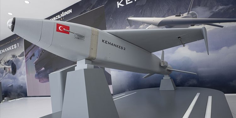 KEMANKEŞ 2 ve DAĞHAN H-620, İzmir’de vitrine çıktı