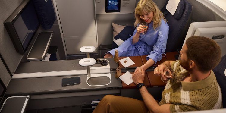 Lufthansa’nın yeni kabinli A350’si ilk seferini yaptı