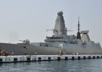 Kraliyet gücü artıyor: 6 yeni savaş gemisi geliyor!