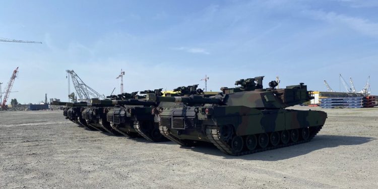 ABD tankları Polonya’ya ulaştı