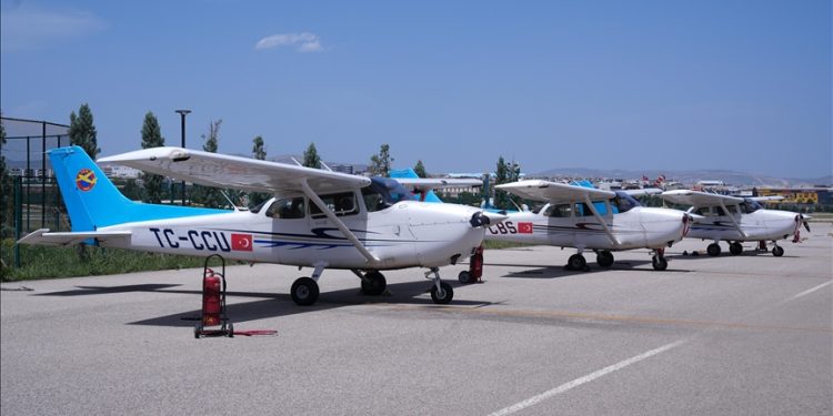 THK, ülke insanına havacılığı sevdiriyor