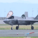 F-35 arıza yaptı; pilot uçağı yürüyerek terk etti