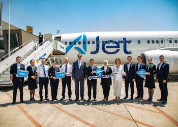 AJet ilk yurt dışı uçuşuna rötarlı başladı