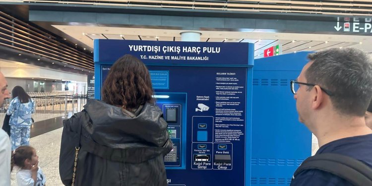 Yurt dışı çıkış harcı yüzde 233 zamlandı