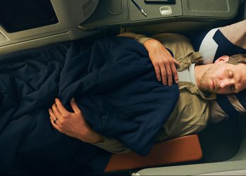NBA efsanesi Dirk Nowitzki Lufthansa’nın reklam yüzü oldu