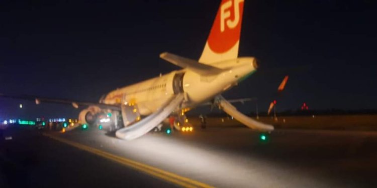 Duman alarmı uçağa acil iniş yaptırdı