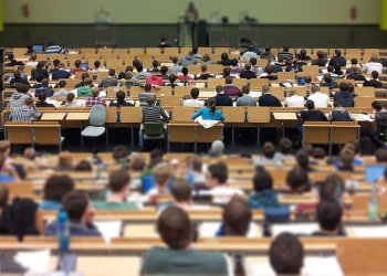 Üniversiteli gençlerle hasbihâl