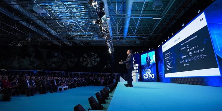 “Dünya SİHA pazarının şu anda yüzde 65’i Türkiye’nin elinde”