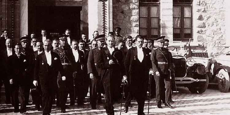 Türkiye Cumhuriyeti 101 yaşında