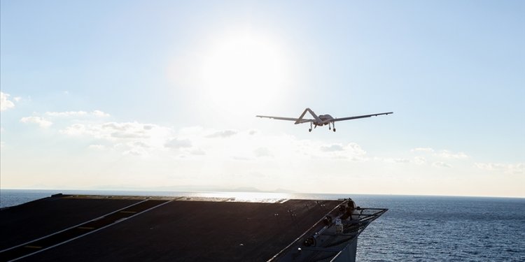 Bayraktar TB3 gemi testlerini başarıyla sürdürüyor