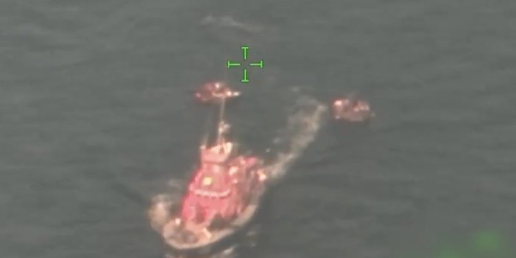 Yunanistan’ın bıraktığı göçmenleri Türk İHA’sı kurtardı!