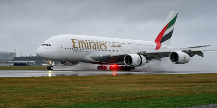 Emirates’in ikonik A380’i Kopenhag’a geri döndü