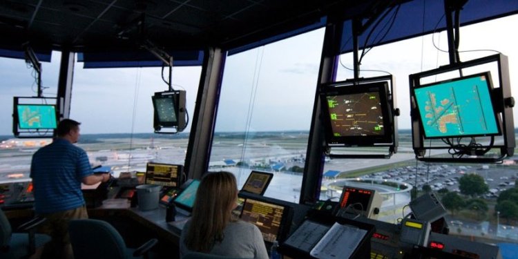 FAA 400 çalışanı işten çıkardı! Güvenlik endişeleri artıyor