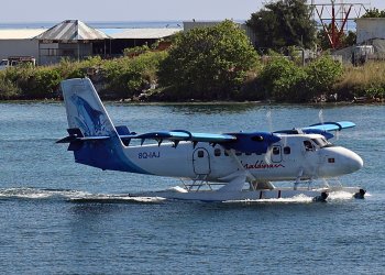 Dünyanın en eski aktif yolcu uçağı kaç yaşında?