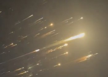 Starship 8. test uçuşunda yine parçalandı