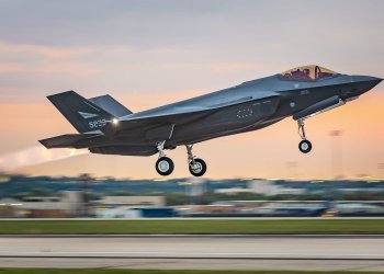 52. F-35 savaş uçağını filosuna kattı!