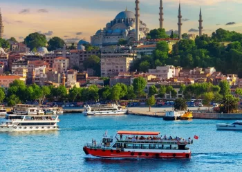 Türkiye seyahat ve turizmden 5,2 trilyon lira gelir elde edecek