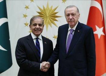Erdoğan ve Pakistan Başbakanı saldırı sonrası ilk kez görüştü