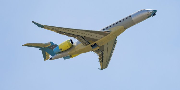 Bombardier’in yeni iş jeti Global 8000 gökyüzü ile buluştu