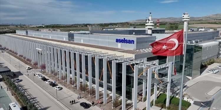 ASELSAN’dan Azerbaycan’a uzay sistemi atağı