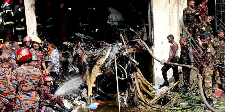 Bangladeş’teki askeri uçak kazasında can kaybı açıklandı