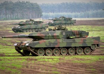 Almanya’dan 25 milyar euroluk tank ve zırhlı hamlesi