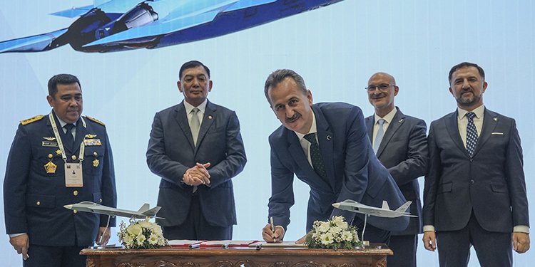 KAAN ile en büyük savunma ihracatı gerçekleşti