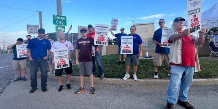 Boeing’de grev sürüyor: İşçiler yeni sözleşme istiyor