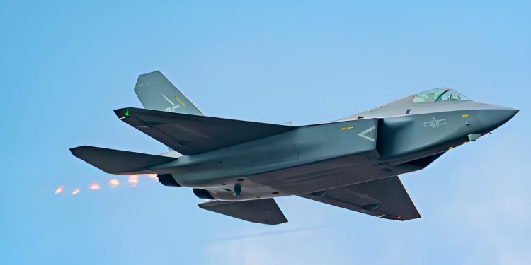 Pakistan’ın J-35 hamlesi Hindistan’ı alarma geçirdi