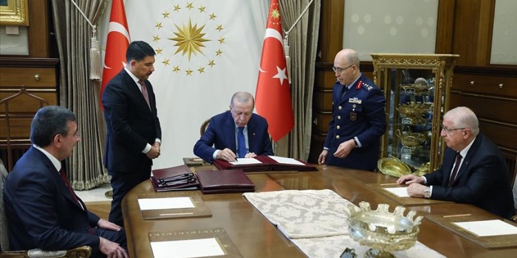 Genelkurmay Başkanlığına Selçuk Bayraktaroğlu atandı