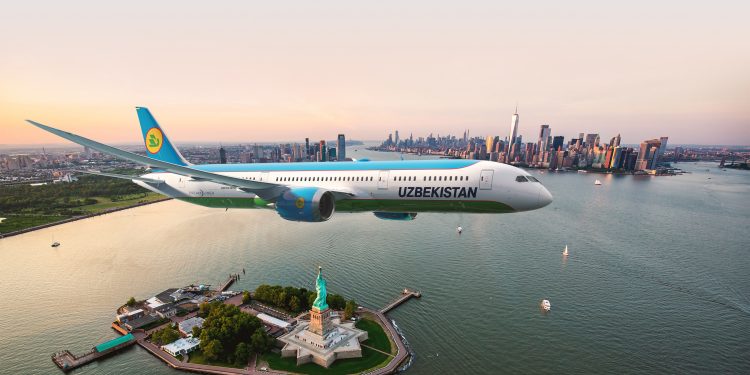 Uzbekistan Airways tarihinin en büyük uçak siparişini verdi