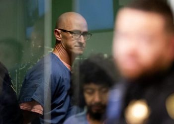 Mantar etkisiyle uçağı düşürmeye çalışan pilota 20 yıl hapis istemi