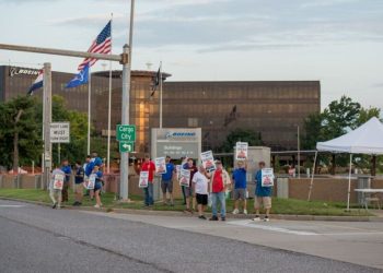 Boeing’de 3.200 işçi greve gitti, işe alım başladı