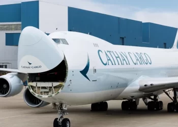 Cathay, 72 Boeing’i Lufthansa Technik’e emanet etti