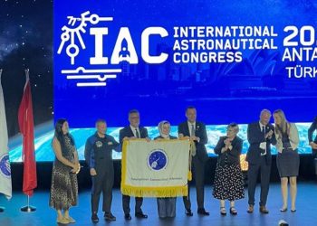 Uluslararası Uzay Kongresi’nde bayrak Türkiye’ye geçti!