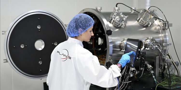 Plan-S, 5 yılda 200 uyduyu yörüngeye gönderecek