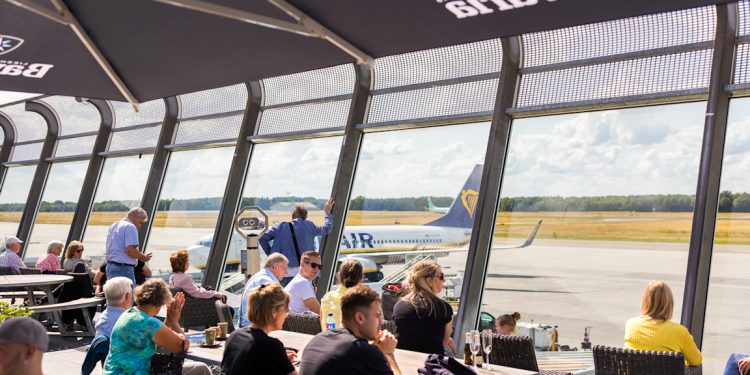 Hollanda’da hava sahası alarmı: Eindhoven’da tüm uçuşlar durdu