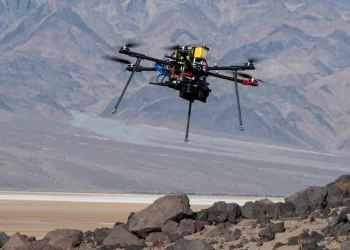 Mars seyahati drone testleri Ölüm Vadisi’nde yapılıyor