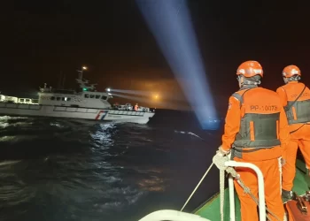 Tayvan’da F-16 denize düştü: Pilot aranıyor