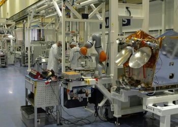 Airbus, Eutelsat’tan 340 yeni LEO uydu siparişi aldı