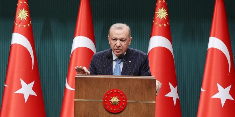 Erdoğan’dan Venezuela mesajı: “En doğrusunu yaparız”