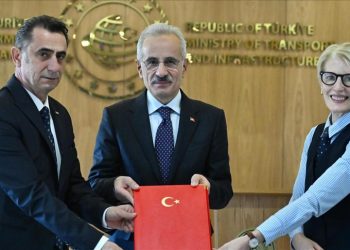 Türkiye ve İngiltere’den hidrojen yakıtlı tren işbirliği