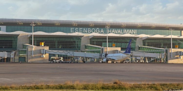 TAV’ın dört havalimanına “En İyi” ödülü