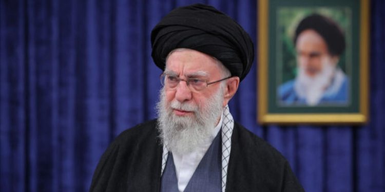 Hamaney: Uçak gemisinden tehlikelisi onu batıran silahtır