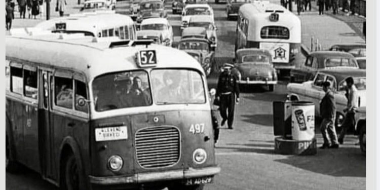 52 numaralı otobüs