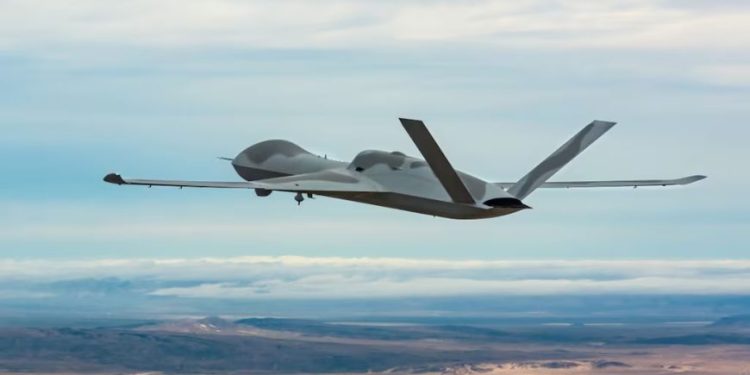 F-22 kokpitinden İHA’ya komut testi